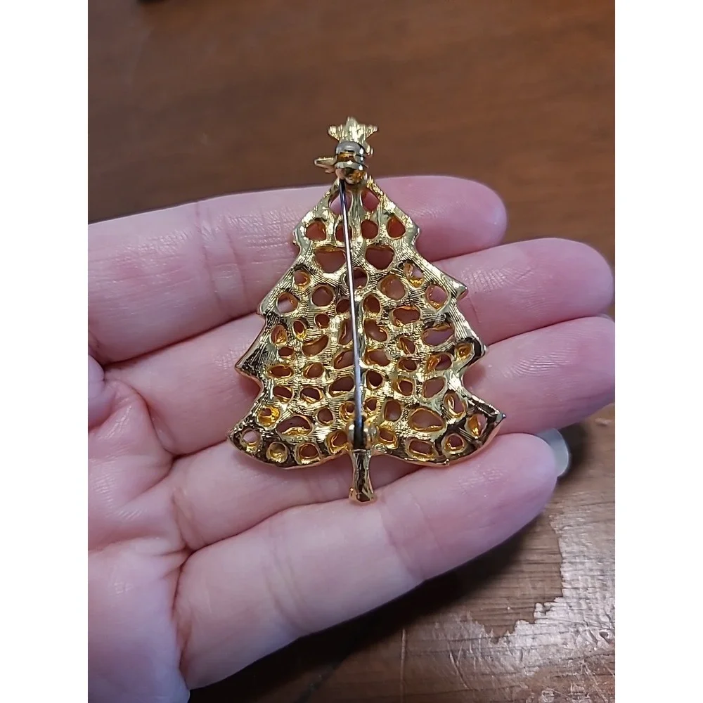 Vintage Gold Tone Metal Rhinestone Christmas Tree‎ Brooch Pin 2